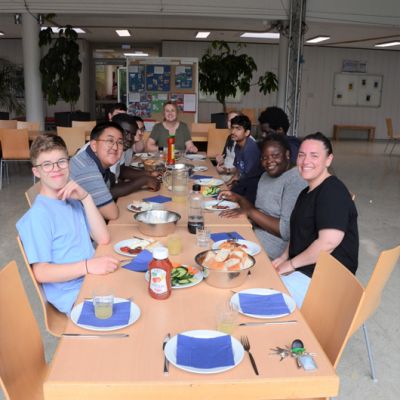 6. ... und es schmeckt allen..jpg