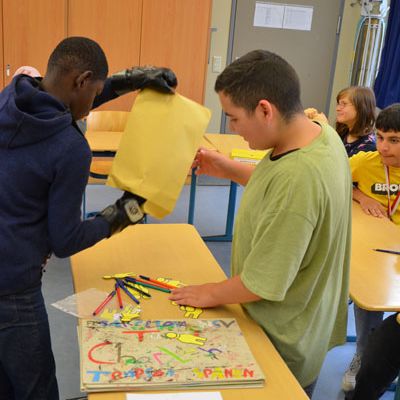 14-Ein Umschlag muss geöffnet werden..jpg