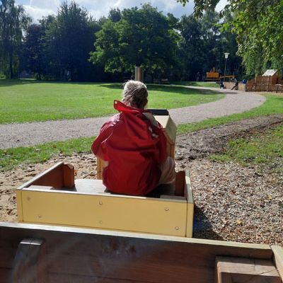 Klasse 3b auf dem Spielplatz Jenfelder Moorpark00008.jpg