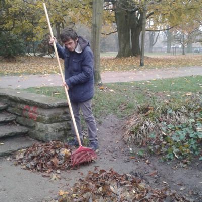 Alles muss zu Haufen gefegt werden.