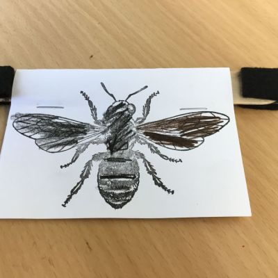 Damit können wir summen wie die Bienen.