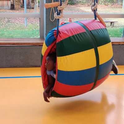 Gemeinsamer Sportunterricht von Klasse 2a und 2b 6.jpg