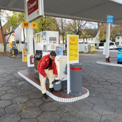 03a-... und Eimer wieder hinstellen..jpg