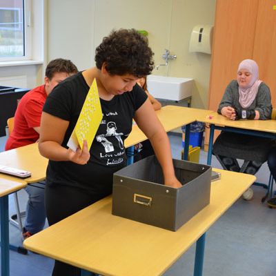 04-Was ist alles in der Kiste.jpg
